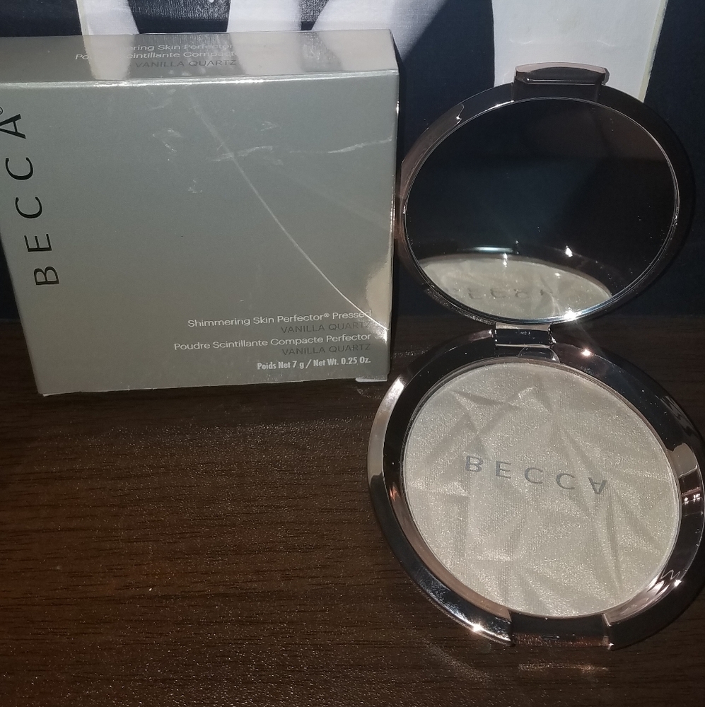 Becca shimmering skin perfector pressed